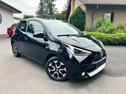 Schwarz Gebraucht 2020 Toyota Aygo X-play Kleinwagen | 8.490 € (Fairer Preis)
