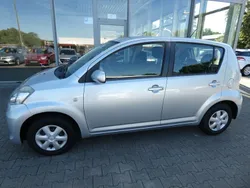 Silber Gebraucht 2009 Subaru Justy Trend Kleinwagen | 2.990 € (Fairer Preis)