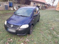 Blau Gebraucht 2005 VW Fox Kleinwagen | 1.800 € (Fairer Preis)