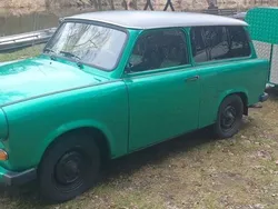 Grün Gebraucht 1988 Trabant 601 Kombi | 7.600 €