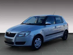 Brilliant silber mettalic Gebraucht 2009 Skoda Fabia Ambiente Limousine | 2.990 € (Fairer Preis)
