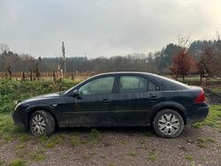 Schwarz Gebraucht 2002 Ford Mondeo Limousine | 600 € (Guter Preis)