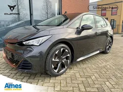 Grau Gebraucht 2022 Cupra Born e-Boost Kleinwagen | 53.345 €