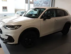 Platinum white pearl Neu 2025 Honda ZR-V Sport SUV | 40.990 €