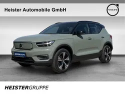 Grün Gebraucht 2022 Volvo XC40 Pro SUV | 28.890 € (Teuer)