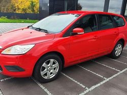 Rot Gebraucht 2009 Ford Focus Style Limousine | 2.400 € (Fairer Preis)