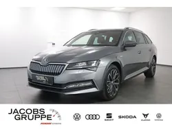 Grau Gebraucht 2023 Skoda Superb LAURIN & KLEMENT Kombi | 34.960 € (Etwas zu teuer)