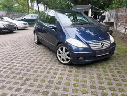 Blau Gebraucht 2007 Mercedes A200 Avantgarde Limousine | 2.700 € (Etwas zu teuer)