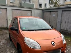 Orange Gebraucht 2008 Renault Twingo Kleinwagen | 2.599 € (Etwas zu teuer)