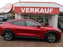 Rot Gebraucht 2023 Ford Mustang Mach-E SUV | 30.990 € (Superpreis)