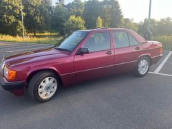 Rot Gebraucht 1990 Mercedes 190 Limousine | 5.999 €