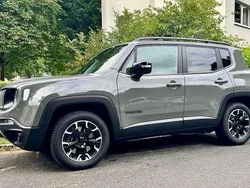 Grau Gebraucht 2024 Jeep Renegade SUV | 36.500 €