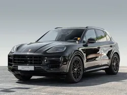 Schwarz Gebraucht 2023 Porsche Cayenne S Sport SUV | 126.500 € (Superpreis)