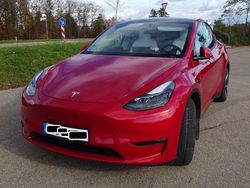 Rot Gebraucht 2022 Tesla Model Y Long Range AWD SUV | 37.100 € (Fairer Preis)