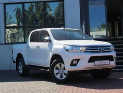 Weiß Gebraucht 2019 Toyota HiLux Abholung | 24.900 € (Guter Preis)
