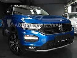 Blau Gebraucht 2020 VW T-Roc Style SUV | 20.000 € (Guter Preis)