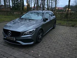 Grau Gebraucht 2019 Mercedes CLA220 Shooting Brake Kombi | 21.999 € (Fairer Preis)