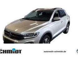 Ivory silver metallic Gebraucht 2024 VW T-Roc Move SUV | 23.498 € (Guter Preis)