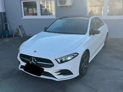 Weiß Gebraucht 2022 Mercedes A250 AMG Limousine | 25.200 € (Etwas zu teuer)