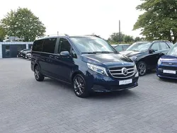 Cavansitblau metallic Gebraucht 2017 Mercedes V250 Edition Van / Kleinbus | 37.900 € (Fairer Preis)