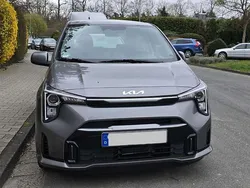 Grau Gebraucht 2024 Kia Picanto Vision Kleinwagen | 14.690 € (Fairer Preis)