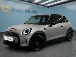 Grau Gebraucht 2022 Mini Cooper SE Hatch Kleinwagen | 19.449 € (Etwas zu teuer)