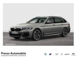 Grau Gebraucht 2022 BMW 530 M Sport Kombi | 44.490 € (Teuer)