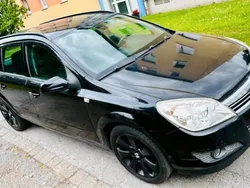 Schwarz Gebraucht 2007 Opel Astra Kombi | 2.200 € (Guter Preis)