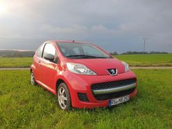 Rot Gebraucht 2010 Peugeot 107 Filou Kleinwagen | 1.444 €