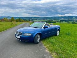 Blau Gebraucht 2002 Audi A4 Cabriolet Sport Cabrio | 7.249 €