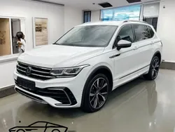 Weiß Gebraucht 2022 VW Tiguan Allspace R-line SUV | 30.490 € (Etwas zu teuer)