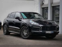 Tiefschwarz met. Gebraucht 2021 Porsche Cayenne SUV | 84.500 € (Teuer)