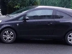 Schwarz Gebraucht 2010 Opel Corsa Edition Limousine | 2.500 € (Guter Preis)