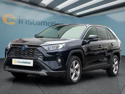 Schwarz Gebraucht 2020 Toyota RAV4 Hybrid SUV | 38.449 € (Teuer)