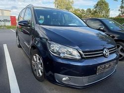 Blau Gebraucht 2013 VW Touran Life Van / Kleinbus | 5.950 € (Guter Preis)