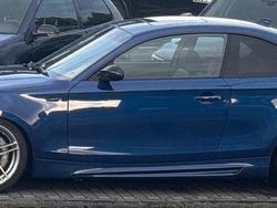 Blau Gebraucht 2011 BMW 135 Coupé Performance Coupé | 21.999 €
