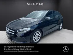 Schwarz Gebraucht 2020 Mercedes B180 Van / Kleinbus | 22.760 € (Guter Preis)