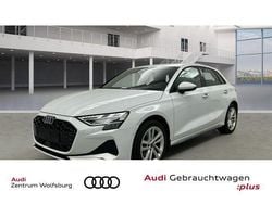 Gletscherweiß metallic (metallic) Gebraucht 2024 Audi A3 Advanced Plus Limousine | 27.790 € (Guter Preis)