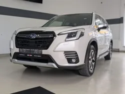 Weiß Gebraucht 2023 Subaru Forester SUV | 28.980 € (Guter Preis)