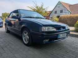 Blau Gebraucht 1995 Renault R9 Limousine | 3.900 €