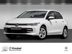 Weiss Gebraucht 2024 VW Golf VIII Life Limousine | 23.890 € (Guter Preis)