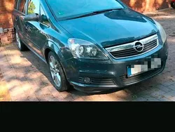 Blau Gebraucht 2006 Opel Zafira Van / Kleinbus | 1.950 € (Fairer Preis)