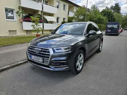Grau Gebraucht 2020 Audi Q5 Sport SUV | 34.900 € (Superpreis)