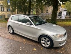 Silber Gebraucht 2008 BMW 116 Kleinwagen | 3.000 €