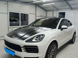 Weiß Gebraucht 2023 Porsche Cayenne Coupe Coupé | 82.000 € (Superpreis)