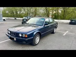 Blau Gebraucht 1990 BMW 525 Limousine | 13.999 €