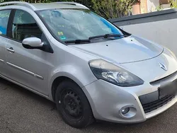 Grau Gebraucht 2012 Renault Clio GrandTour Dynamique Kombi | 2.499 € (Guter Preis)