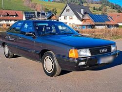 Blau Gebraucht 1983 Audi 100 Limousine | 4.900 €