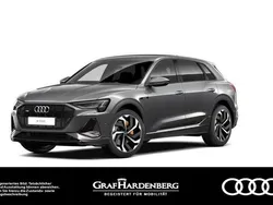 Grau Gebraucht 2022 Audi e-tron S-Line SUV | 39.880 € (Fairer Preis)