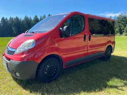 Rot Gebraucht 2008 Opel Vivaro Van | 10.900 € (Teuer)